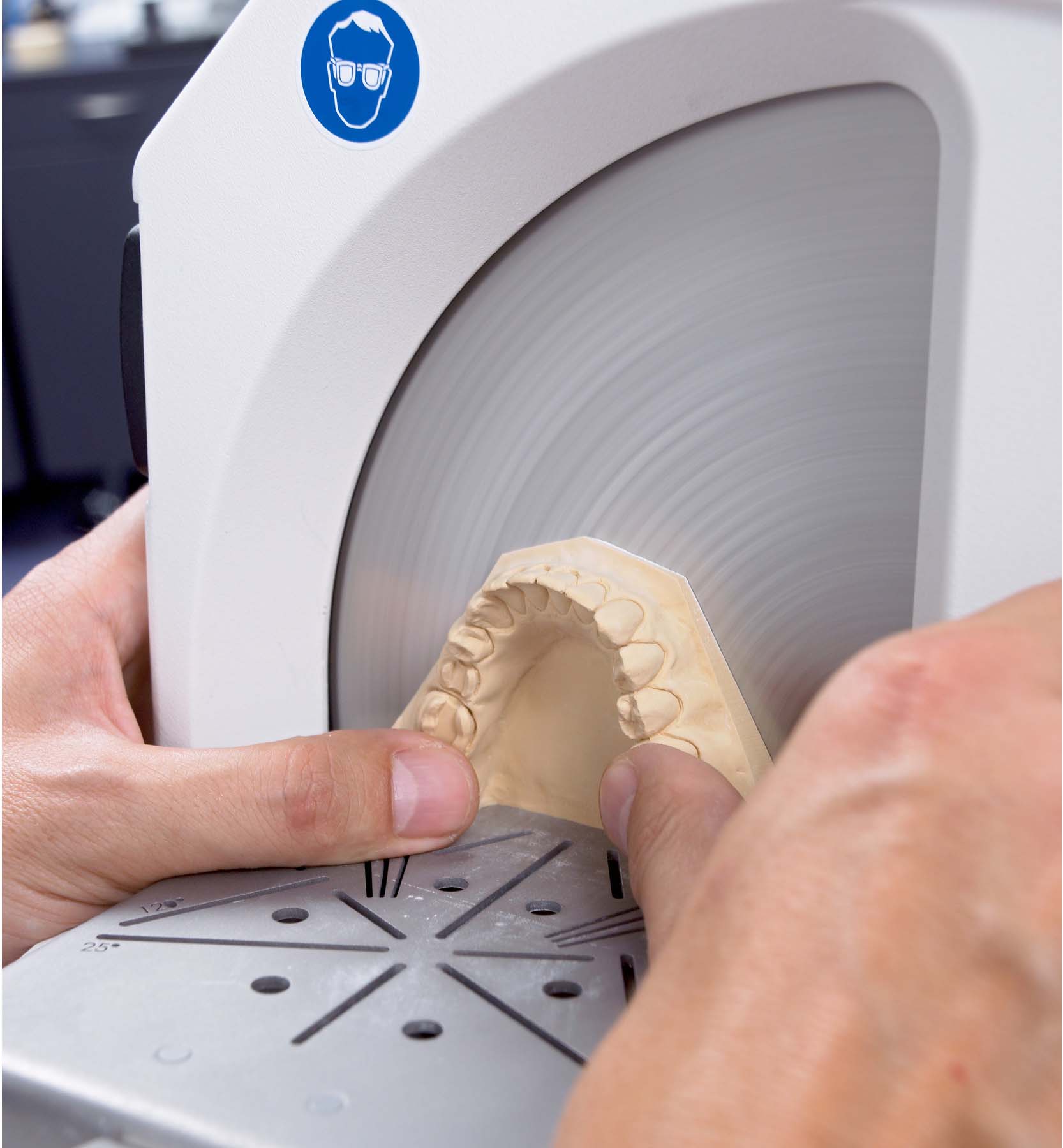 Триммер MT plus с диском Marathon для мокрой и сухой обработки Renfert 18030500